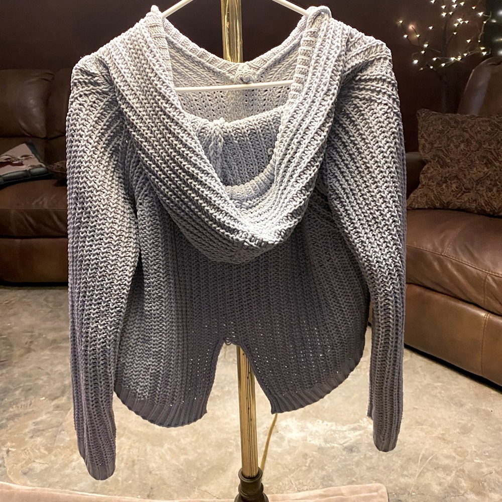Yahada Knitted blue sweater with adjustable hoodie